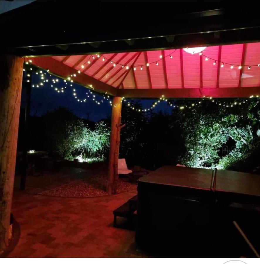 Lincoln Holiday Retreat Lodge With Private Hot Tub Esterno foto