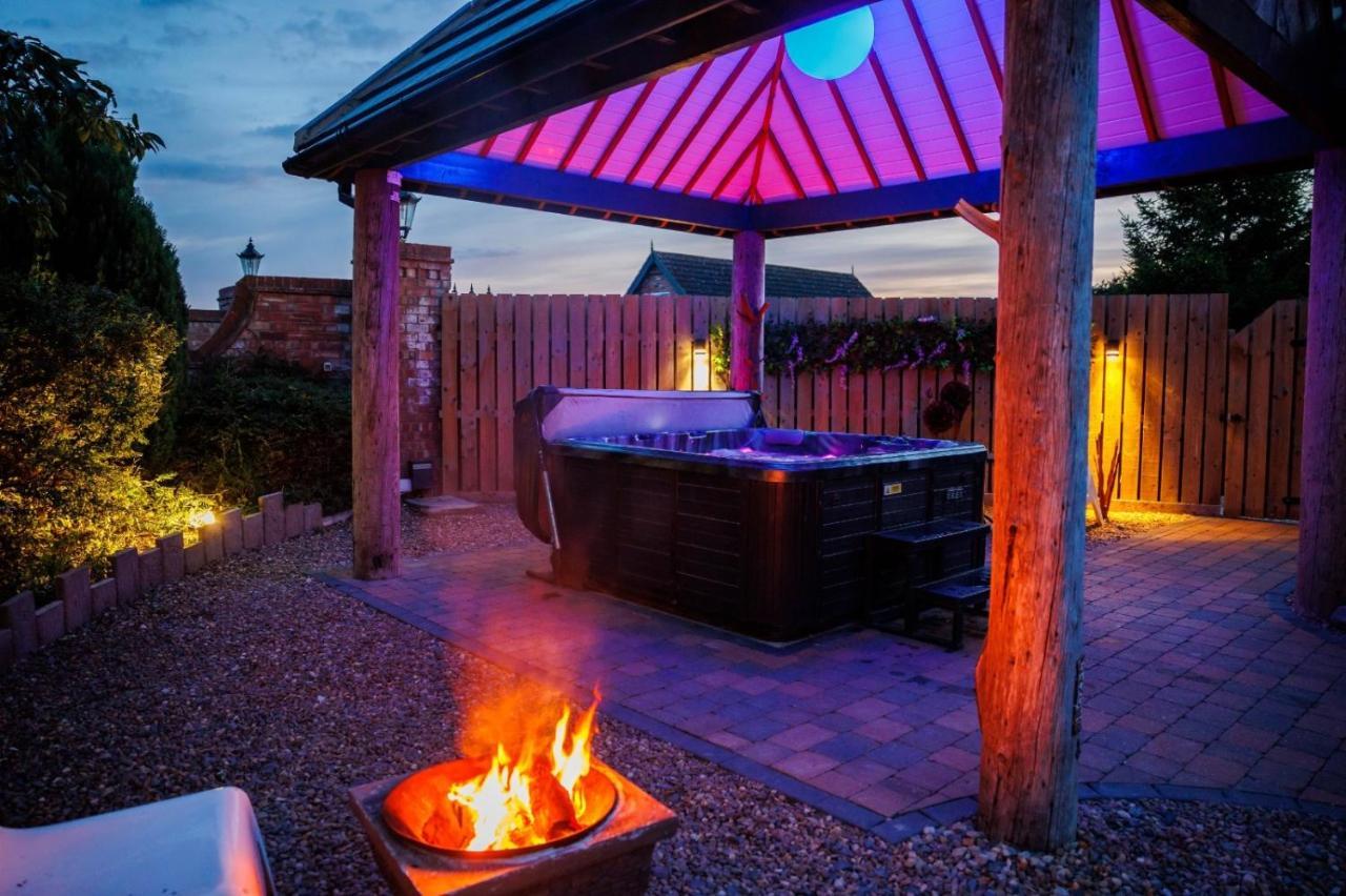 Lincoln Holiday Retreat Lodge With Private Hot Tub Esterno foto